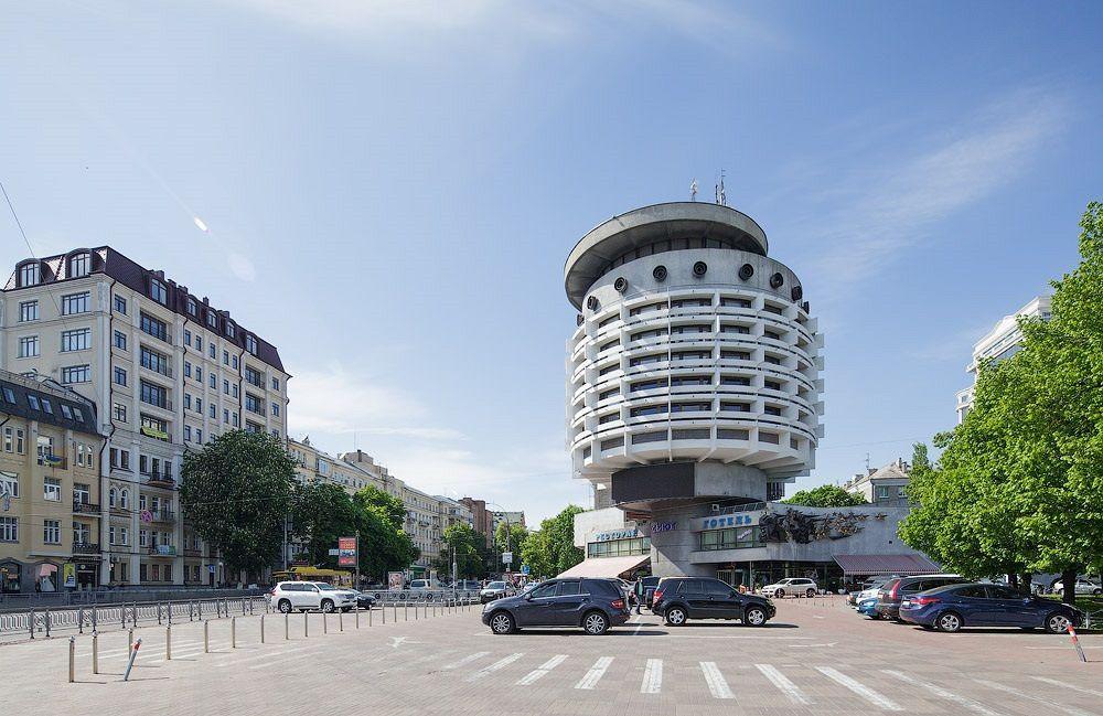 Salute Hotel Kyiv Exterior photo